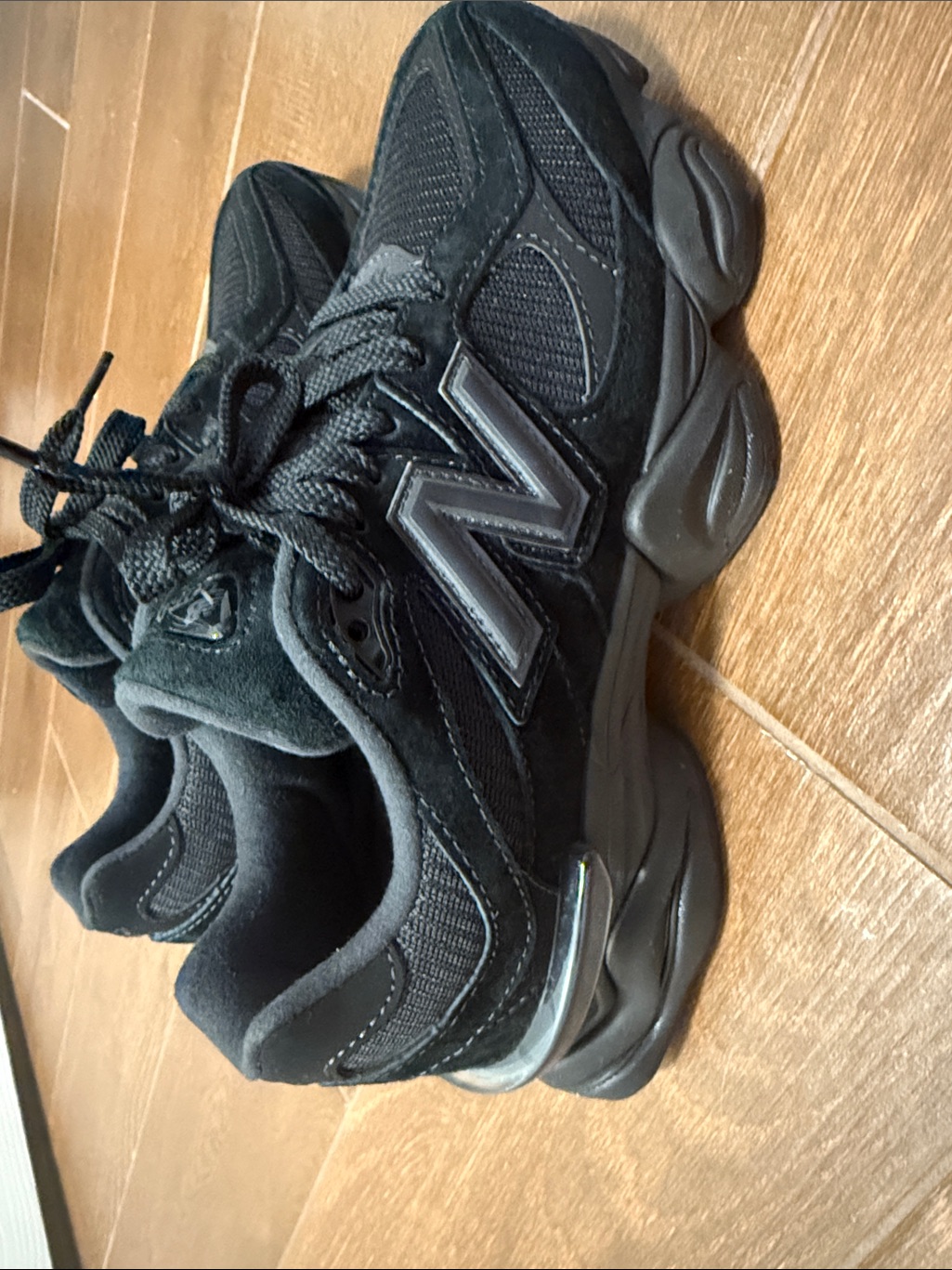 New Balance Womens 9060